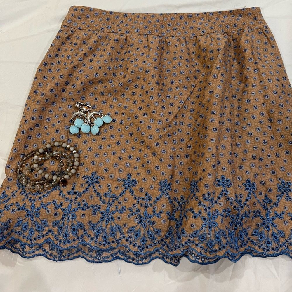 TCEC 100% cotton eyelet scalloped skirt